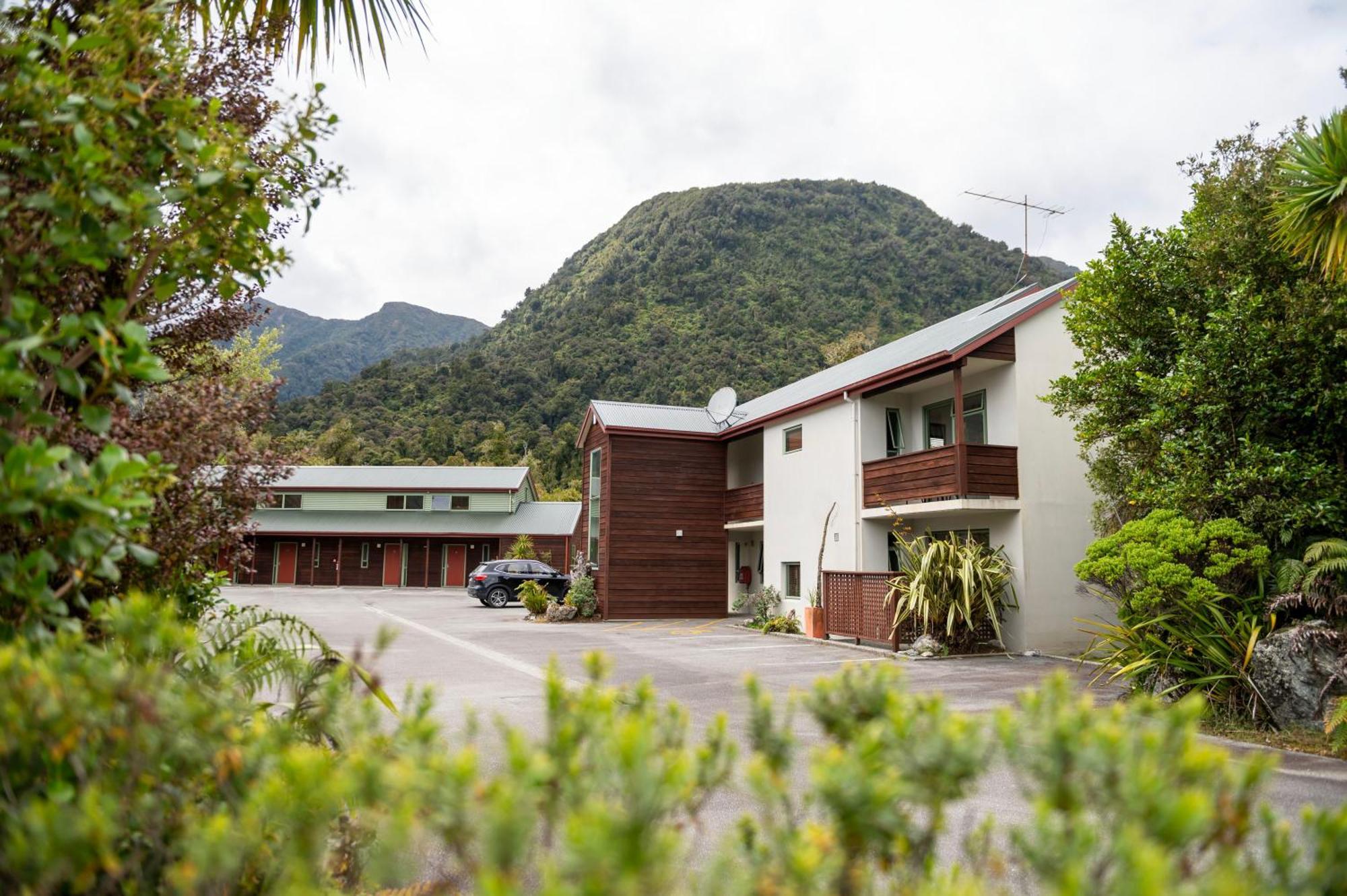 พันก้าโกรฟโฮเต็ล Motel ฟรานซ์โจเซฟ ภายนอก รูปภาพ